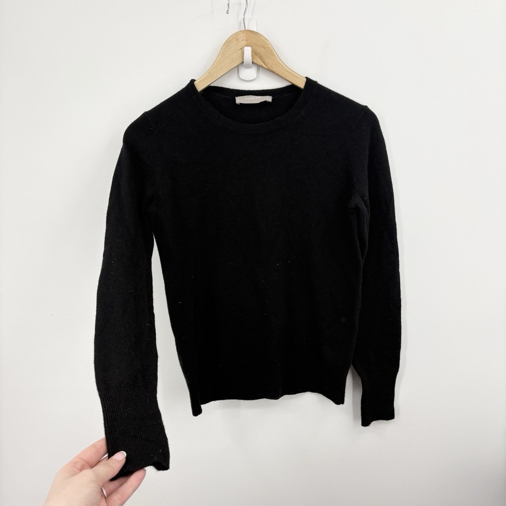 Everlane Cashmere Sweater Women XSmall Capsule Quiet Luxury Soft Black Parisian